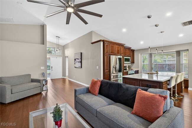 Building Photo - 18015 Horseshoe Bay Cir