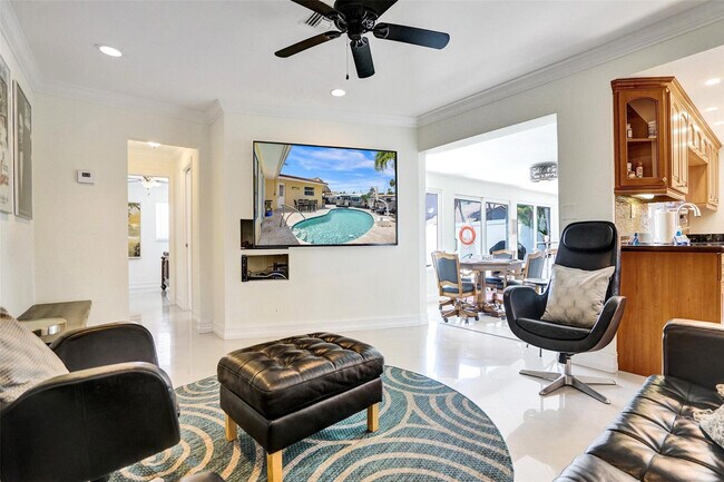 Building Photo - 2051 Coral Reef Dr