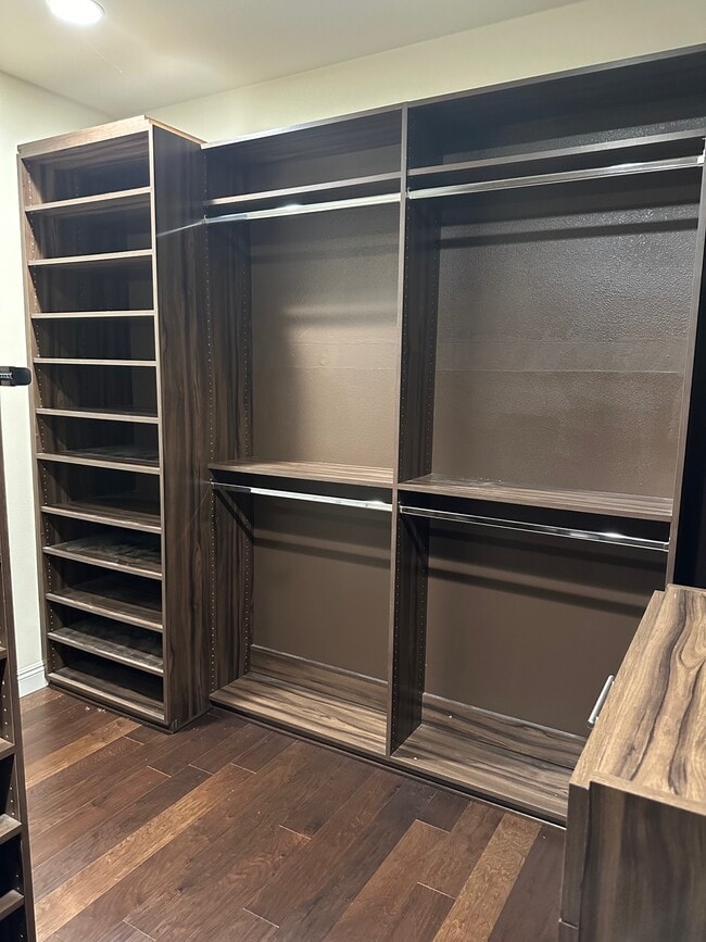 Building Photo - 3321 View Ridge Drive