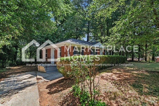 Building Photo - 2110 Dellwood Pl