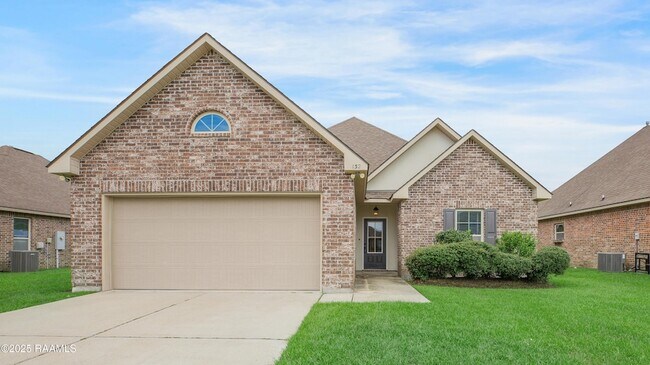 Primary Photo - 132 Timber Edge Dr