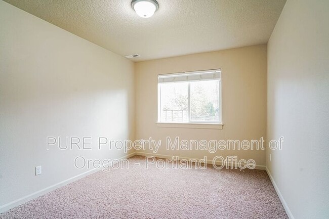 Building Photo - 18624 Van Fleet Ave