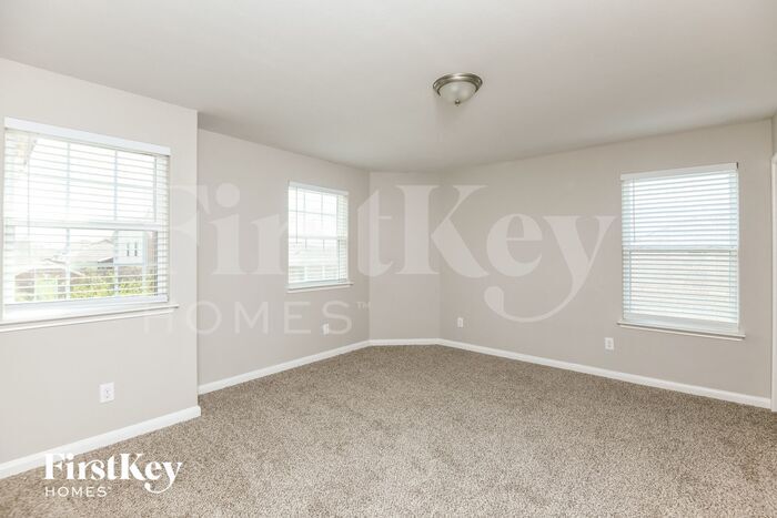 Building Photo - 6324 Trinity Creek Dr