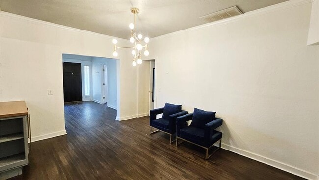 Building Photo - 704 NW 34th St
