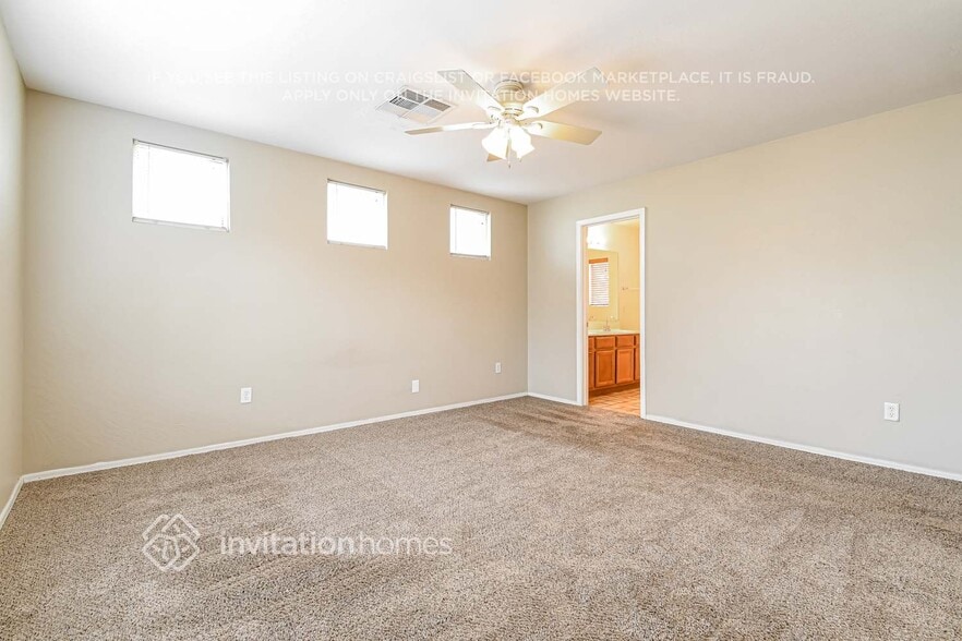 Building Photo - 4283 E Baylor Ln