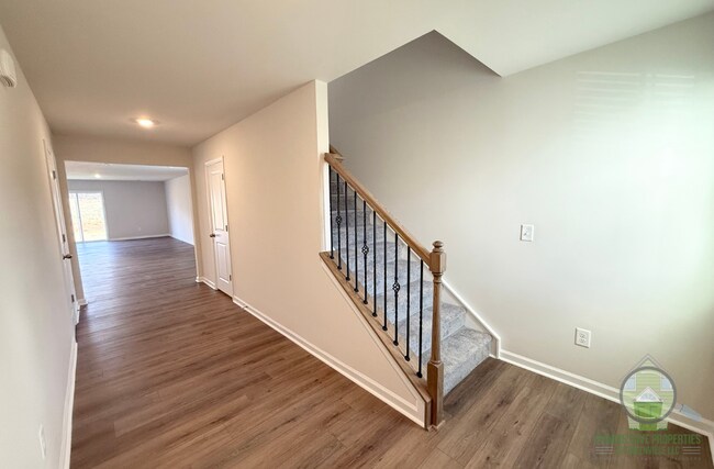 Building Photo - 209 Wintersweet Wy