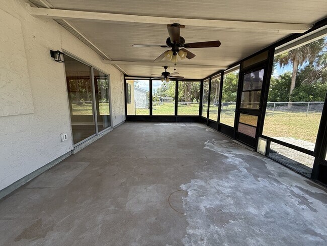 Building Photo - 4498 Mongite Rd