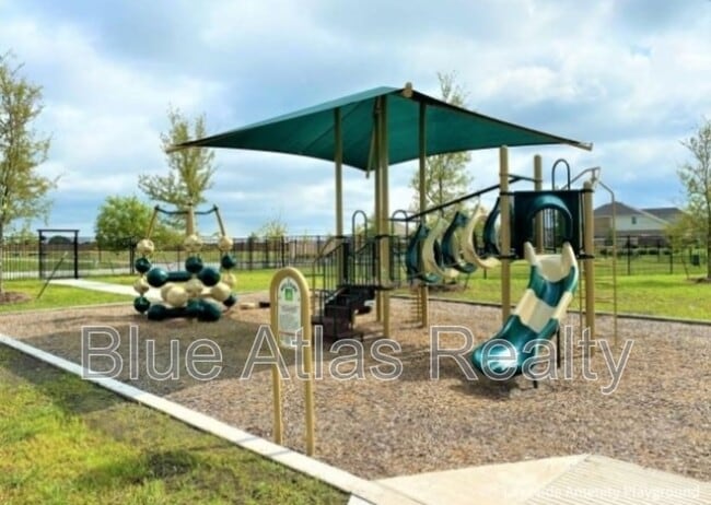 Building Photo - 542 Hickory Ln