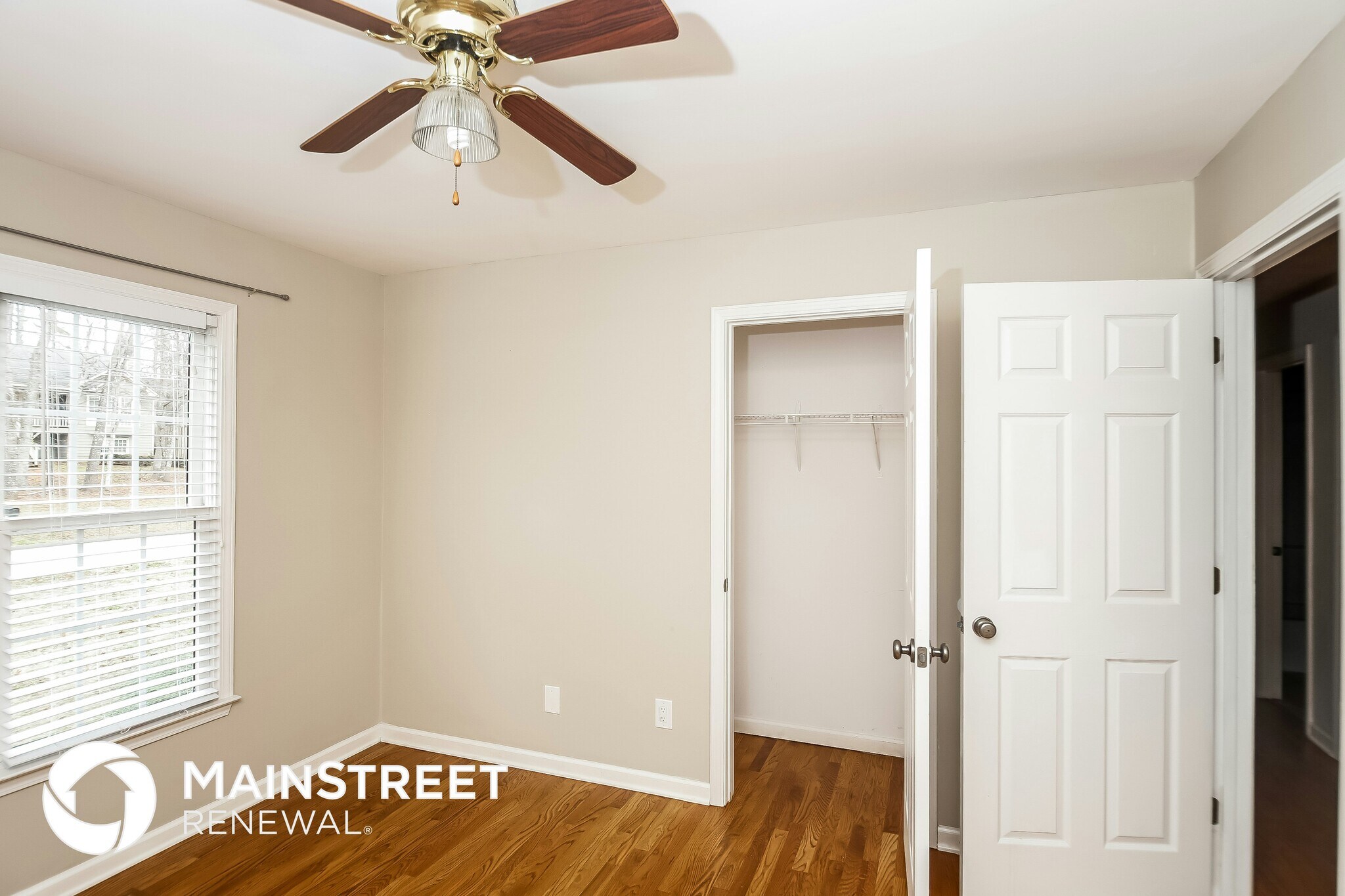 Building Photo - 304 Maplelake Dr