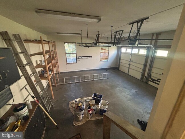 Building Photo - 7536 Pinewild Rd