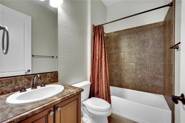 Building Photo - 2805 Molinard Ct