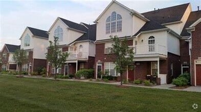 Building Photo - 8483 Towne Center Cir