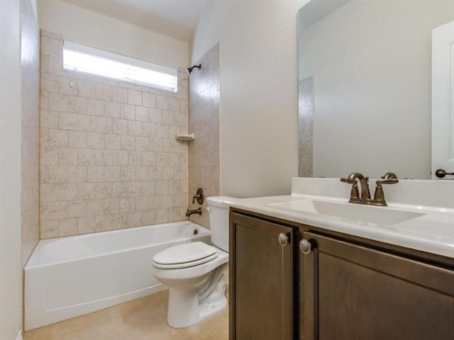 Building Photo - 1302 Riviera Dr