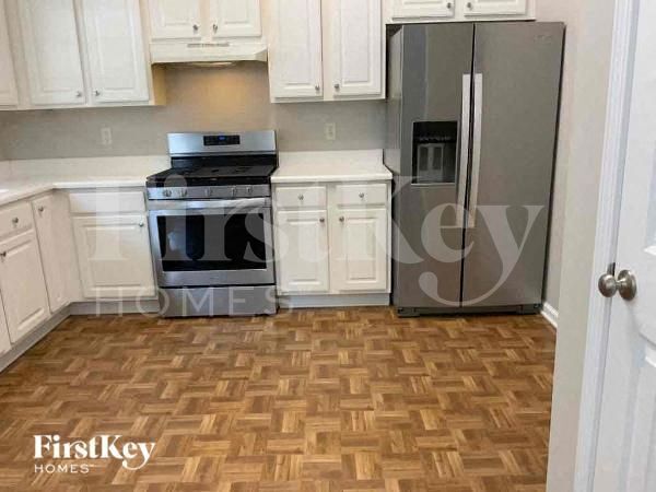 Building Photo - 1585 Heatherton Rd