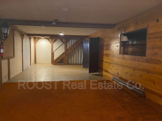 Building Photo - 432 Cookston Ave