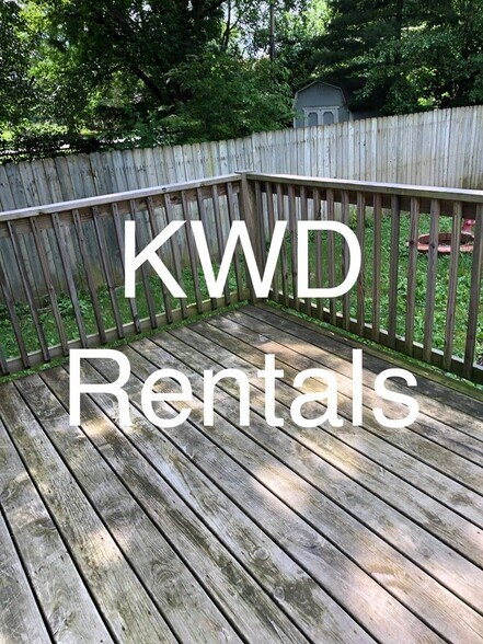 Building Photo - 129 Green Acre Dr