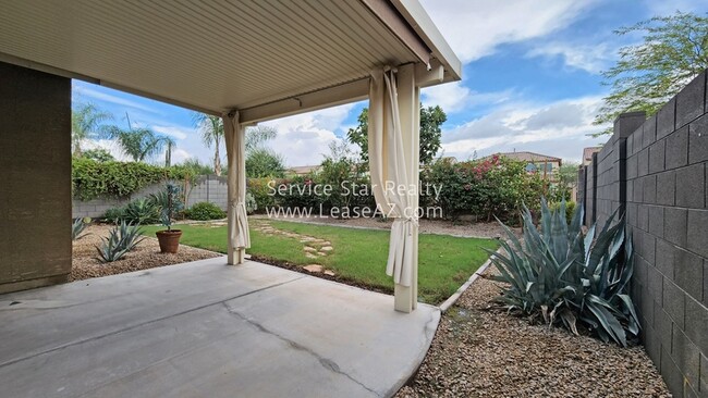 Building Photo - 36243 N Mirandesa Dr