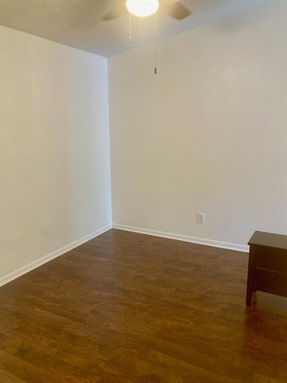 Building Photo - 3506 Cove View Cir