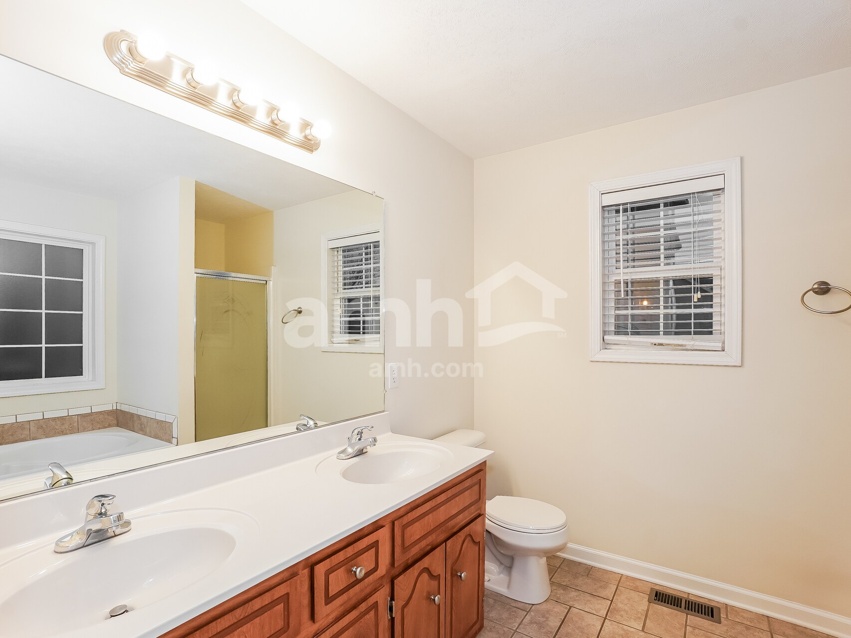 Building Photo - 3697 S Naples Ct