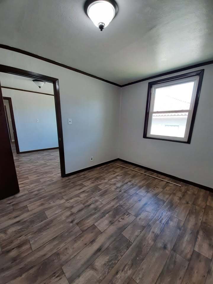 Building Photo - 3212 E Magnolia Ave