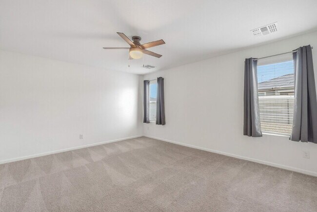 Building Photo - 1796 W Laguna Dr