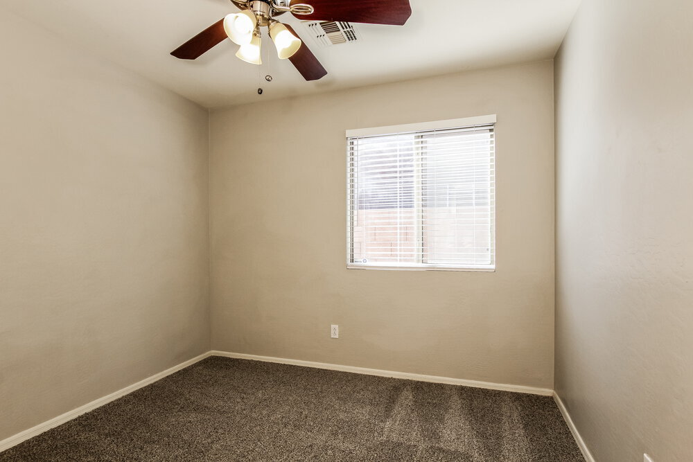 Building Photo - 3329 W Wayland Dr