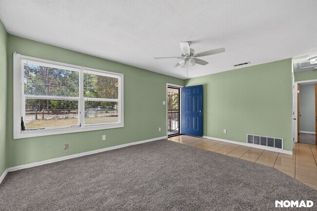 Building Photo - Charming 3BR House in Dallas