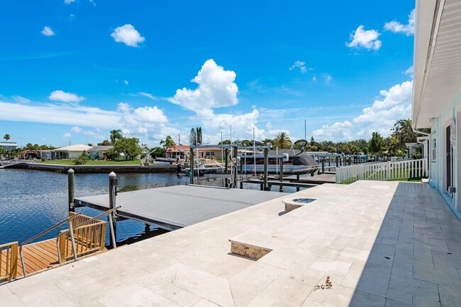 Building Photo - 4845 Shell Stream Blvd