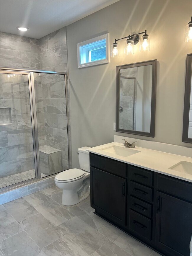 Building Photo - Brand new home in Cherry Acres