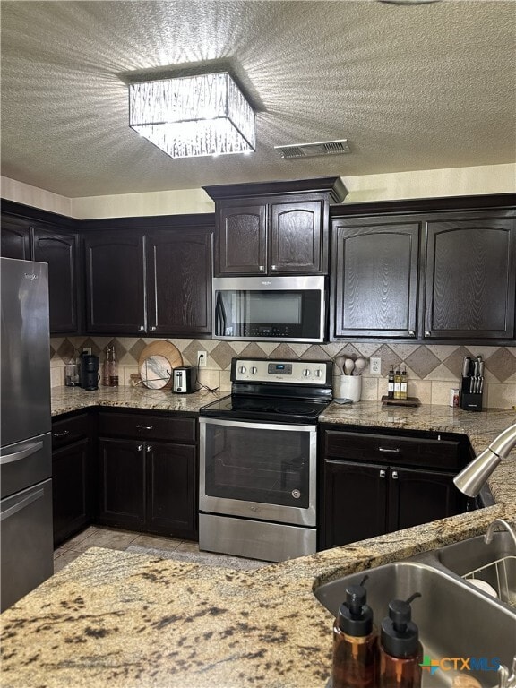 Building Photo - 2501 Joseph Dr