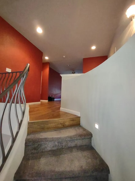 Building Photo - 5069 Wilmont Ct