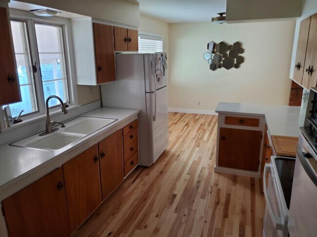 Building Photo - 3 bedroom in Billings MT 59102