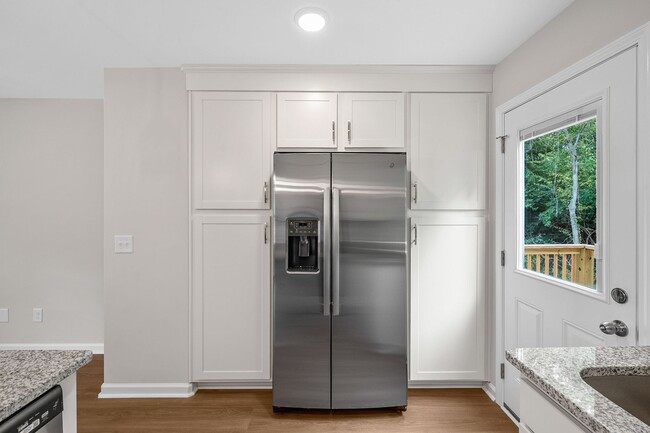 Building Photo - 1217 Dodd St