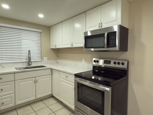 Primary Photo - Casa Millar | Spacious Homes for Comfortab...