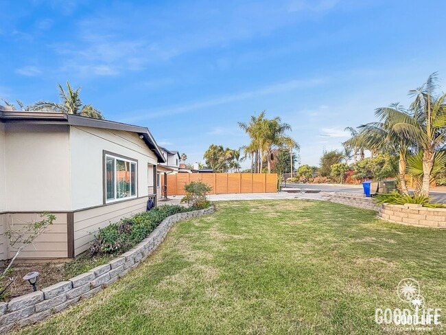 Building Photo - Coastal Charm Meets Modern Living in Beautiful Encinitas