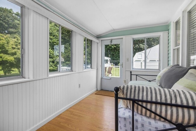 Building Photo - 39 Cable Rd