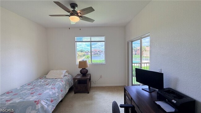 Building Photo - 6490 Aragon Way