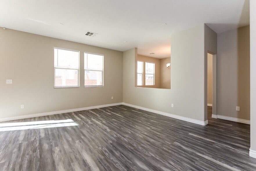 Building Photo - 11155 Varedo Ct