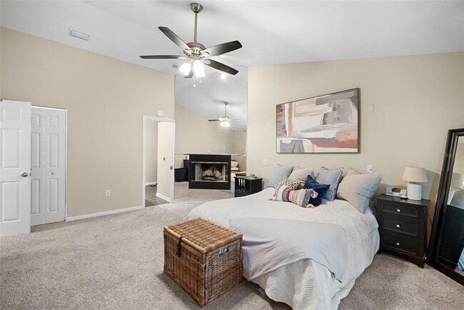 Building Photo - 402 72nd St NW