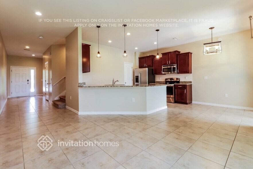 Building Photo - 3742 Silverlake Way