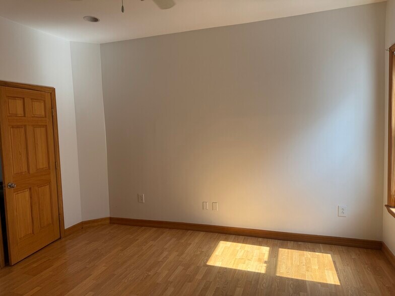 Building Photo - 9420 85th Rd