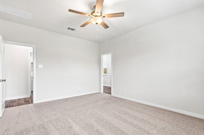 Building Photo - 30223 Fledged Wing Dr