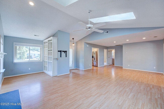 Building Photo - 1205 2 Mile Cir W
