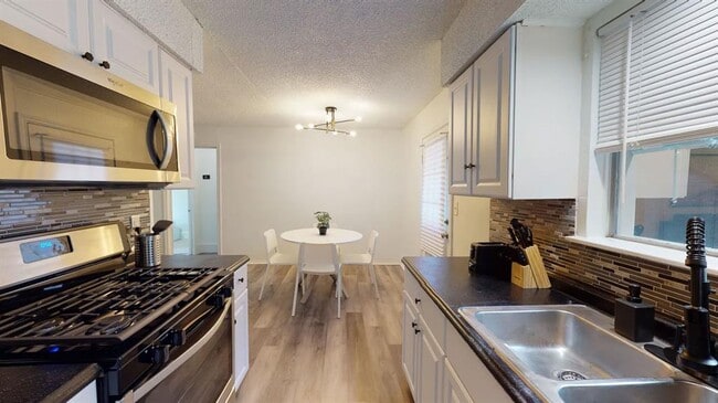 Building Photo - 1109 Gardner Cove