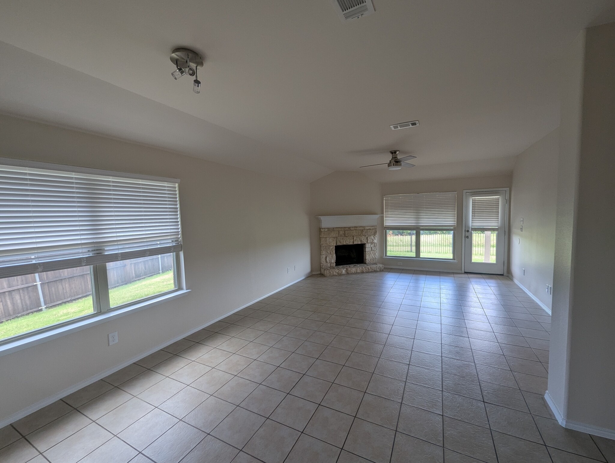 Living room with natural fireplace - 2853 Waterfall Ln