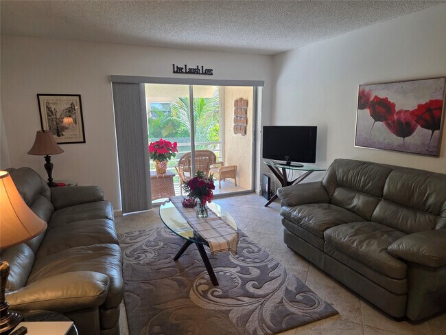 Building Photo - 959 SE 2nd Ave