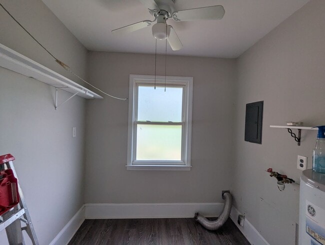 Building Photo - Ranch with Fence and 20x30 Garage/Workshop with Electric Close to Light Rail