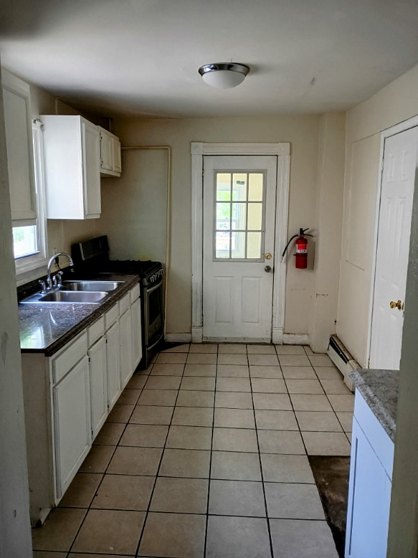 Building Photo - 28 Grant St