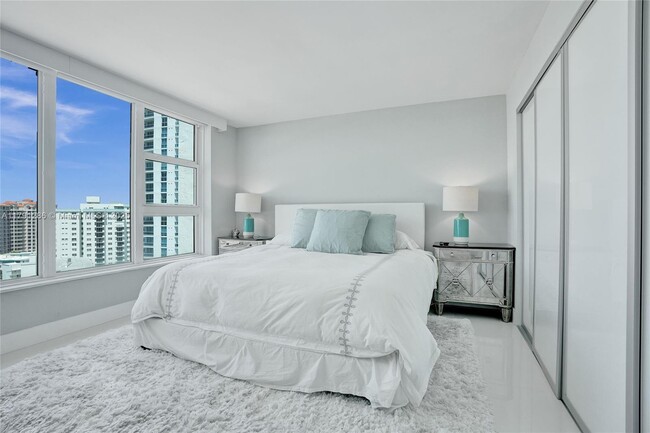 Building Photo - 1620 S Ocean Blvd