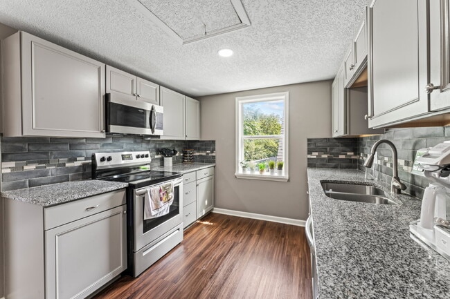 Building Photo - Furnished, short-term rental just blocks from KU Med available now!